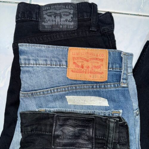 LEVI'S JEANS