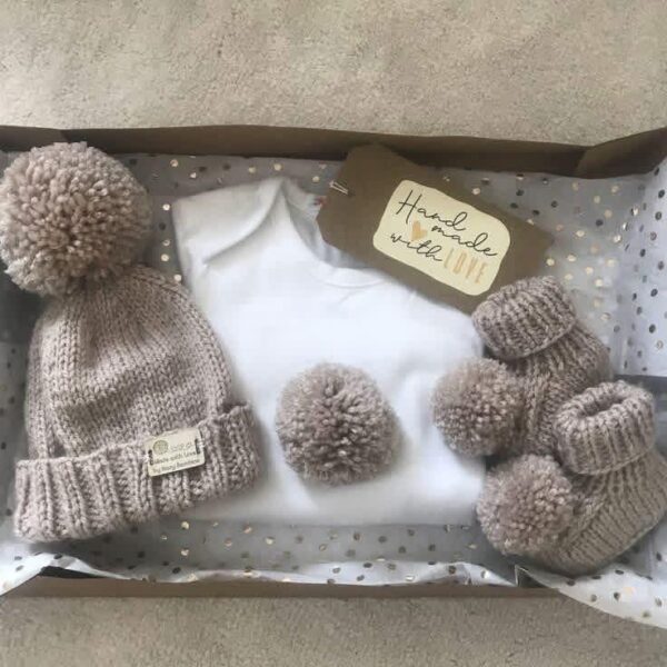 0/3 YEAR OLD BABY CLOTHINGS