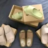 Yeezy Slides Pallet